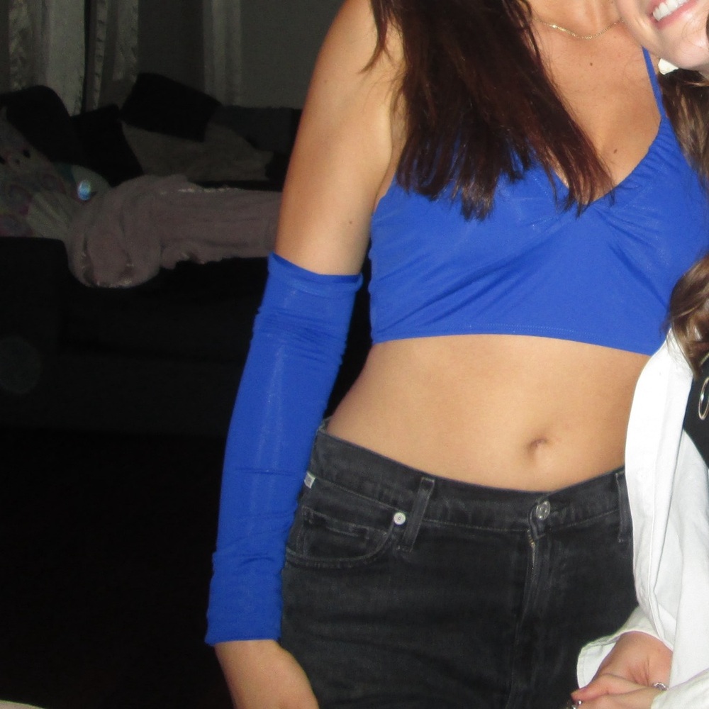edikted blue crop top with off the shoulder sleeves